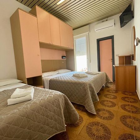 Hotel Adler Rimini Extérieur photo