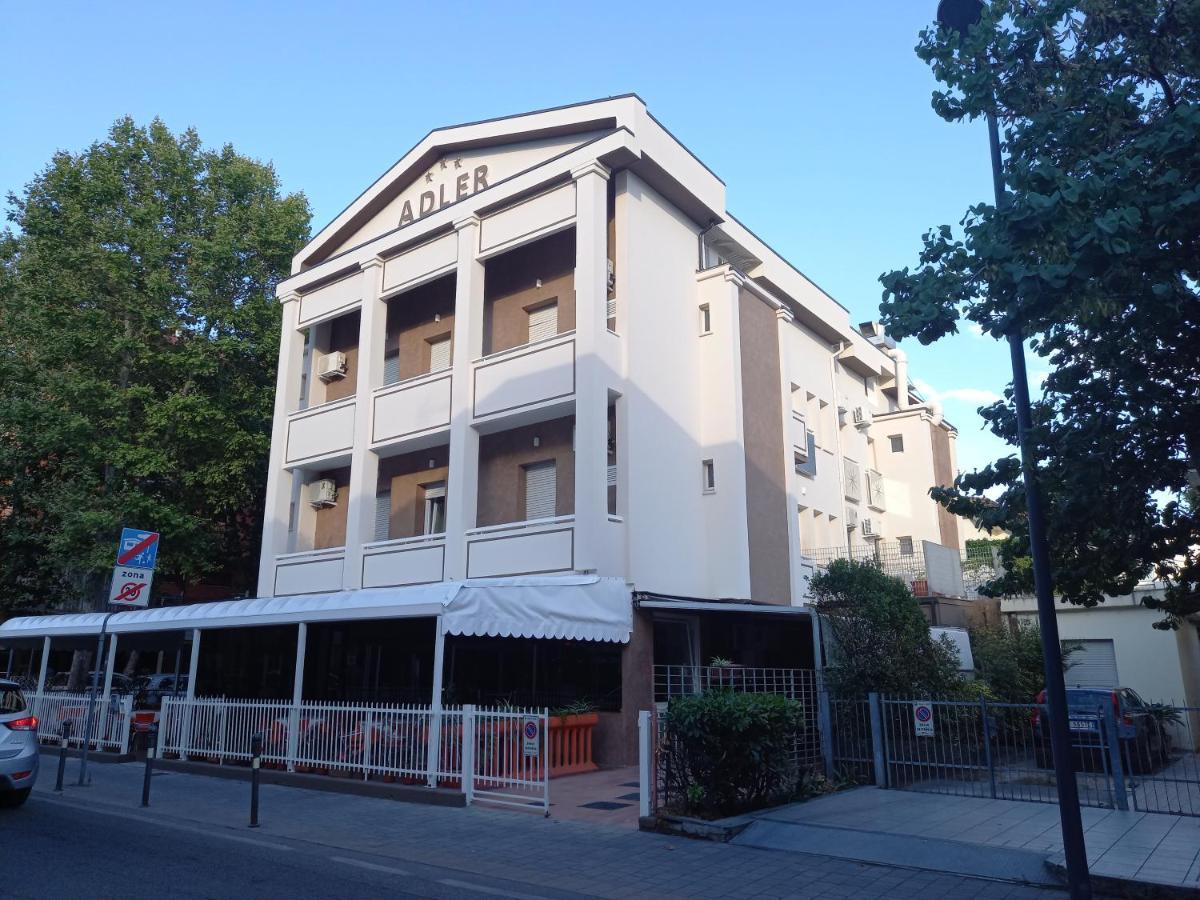 Hotel Adler Rimini Extérieur photo