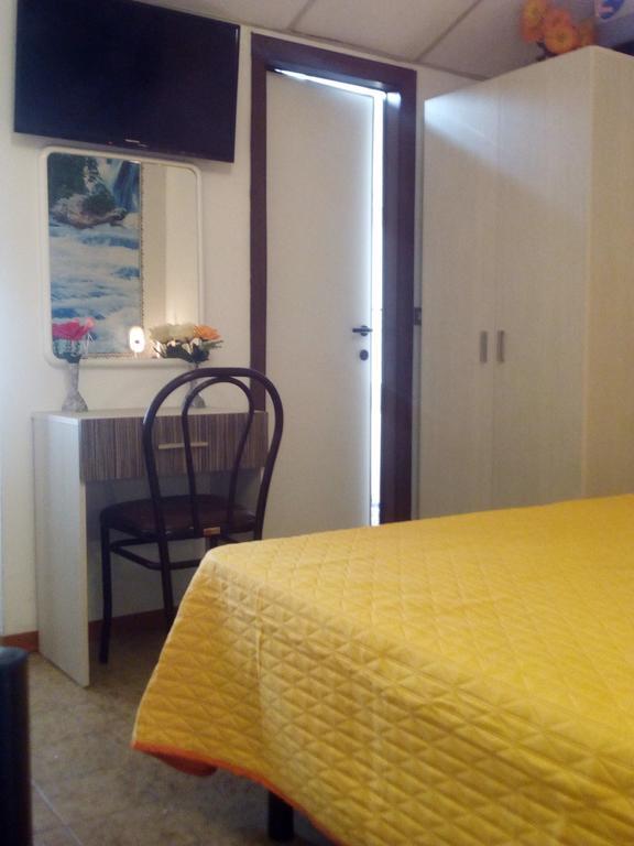 Hotel Adler Rimini Extérieur photo