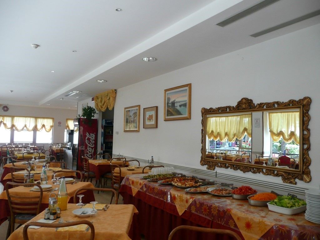 Hotel Adler Rimini Extérieur photo